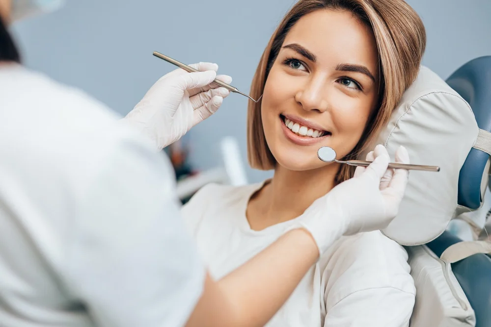 Implants vs. Natural Teeth: Exploring the Pros and Cons with Alta Dentistry